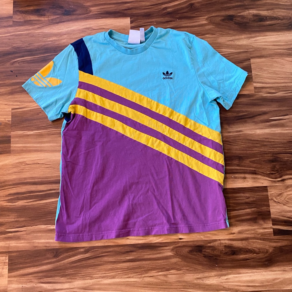 Womens adidas tee
